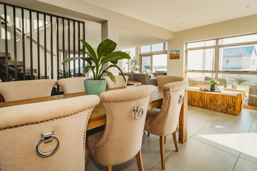 5 Bedroom Property for Sale in Kingswood Golf Estate Western Cape